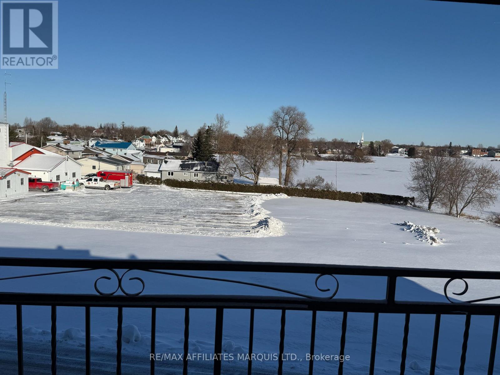 307 - 220 Kenyon Street W, North Glengarry, ON - Outdoor With View