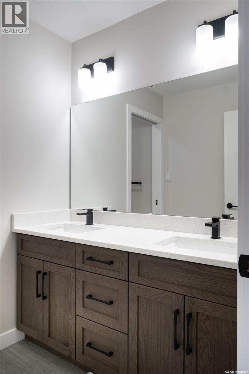 3748 Gee Crescent, Regina, SK - Indoor Photo Showing Bathroom