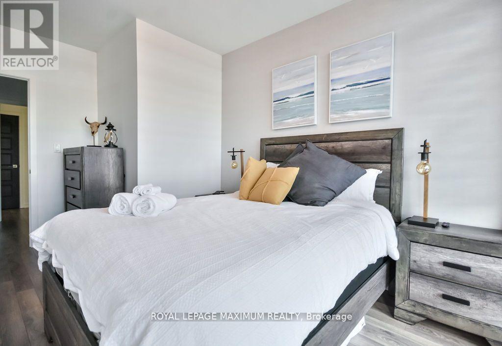 3527 Riva Avenue, Innisfil, ON - Indoor Photo Showing Bedroom