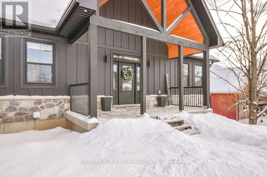 63 Highland Drive, Oro-Medonte, ON - Outdoor