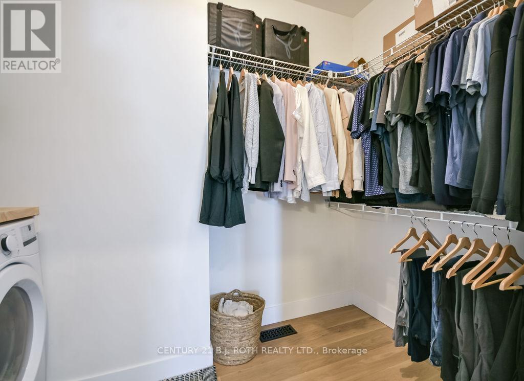 63 Highland Drive, Oro-Medonte, ON - Indoor With Storage