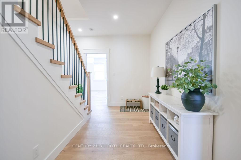 63 Highland Drive, Oro-Medonte, ON - Indoor Photo Showing Other Room