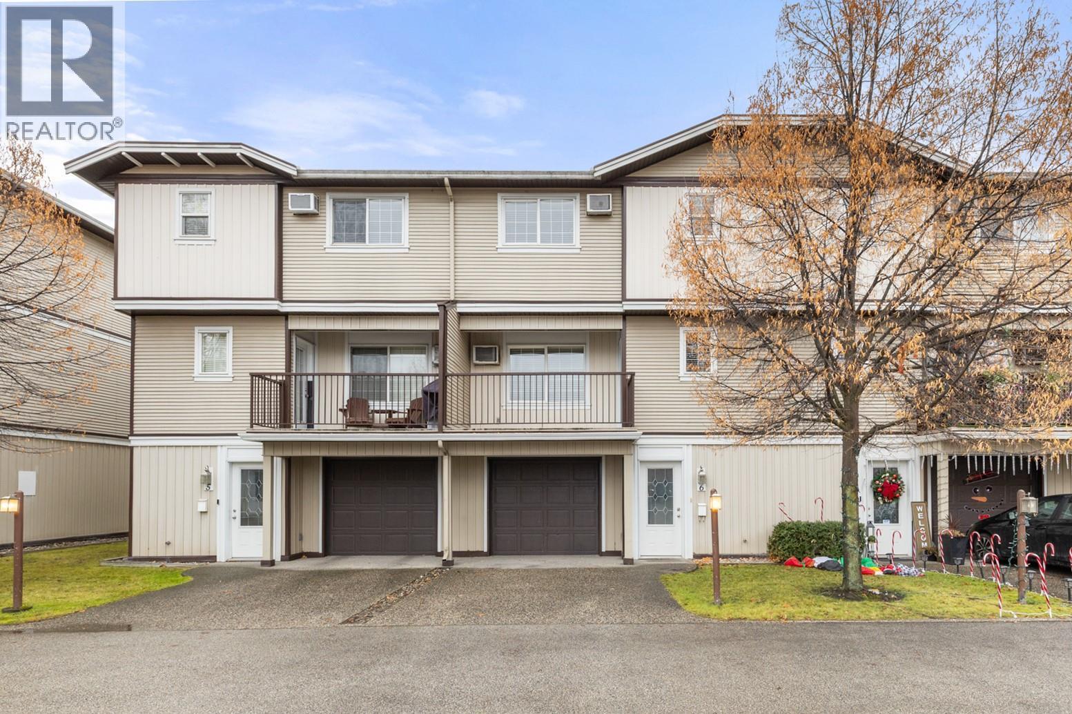 124 Mills Road Unit# 6, Kelowna, BC - Outdoor With Facade