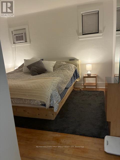 801 Ritson Road S, Oshawa (Lakeview), ON - Indoor Photo Showing Bedroom