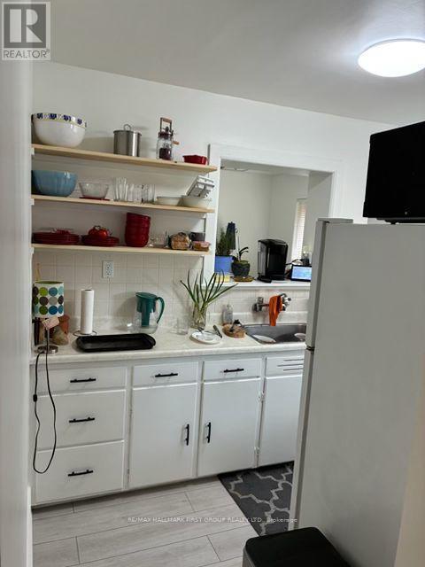 801 Ritson Road S, Oshawa (Lakeview), ON - Indoor Photo Showing Kitchen