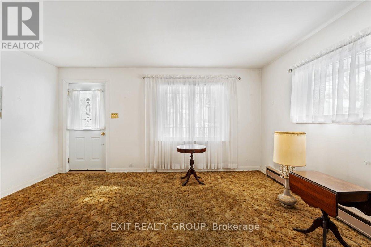 36 Valleyview Crescent, Belleville (Belleville Ward), ON - Indoor Photo Showing Other Room