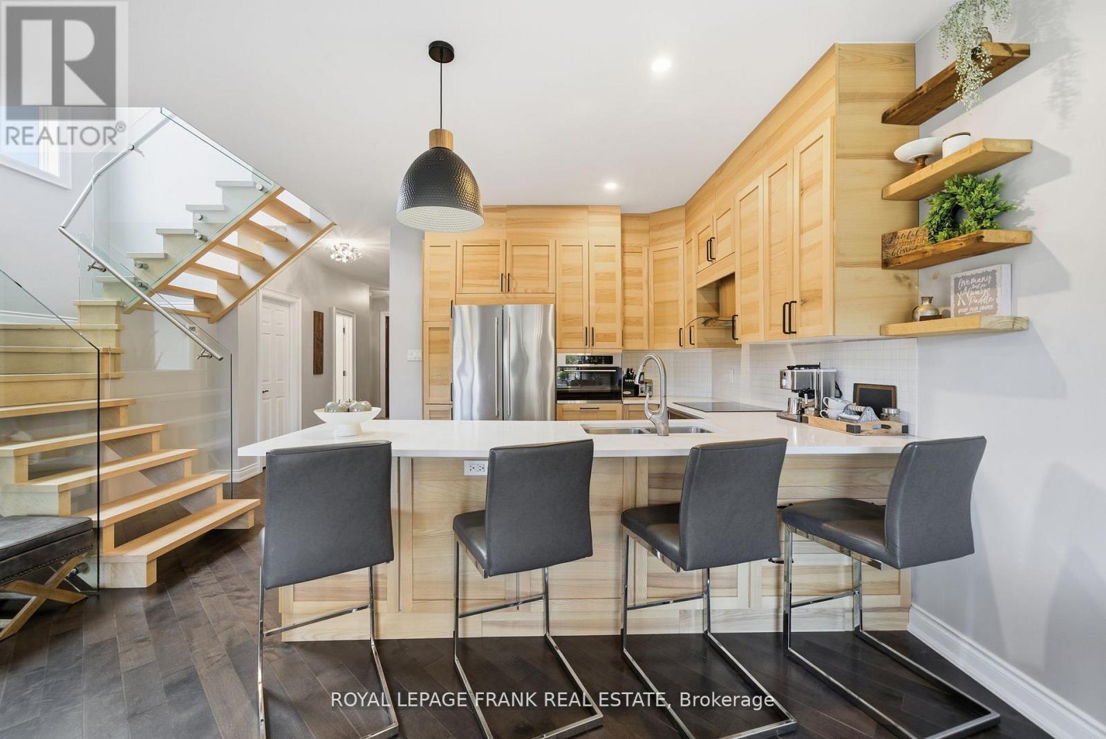 62 Helen Street, Kawartha Lakes (Bobcaygeon), ON - Indoor