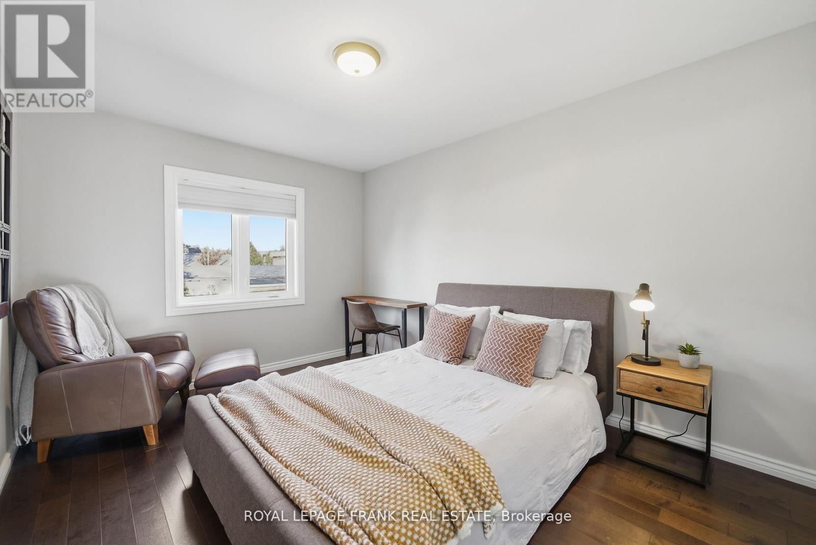 62 Helen Street, Kawartha Lakes (Bobcaygeon), ON - Indoor Photo Showing Bedroom