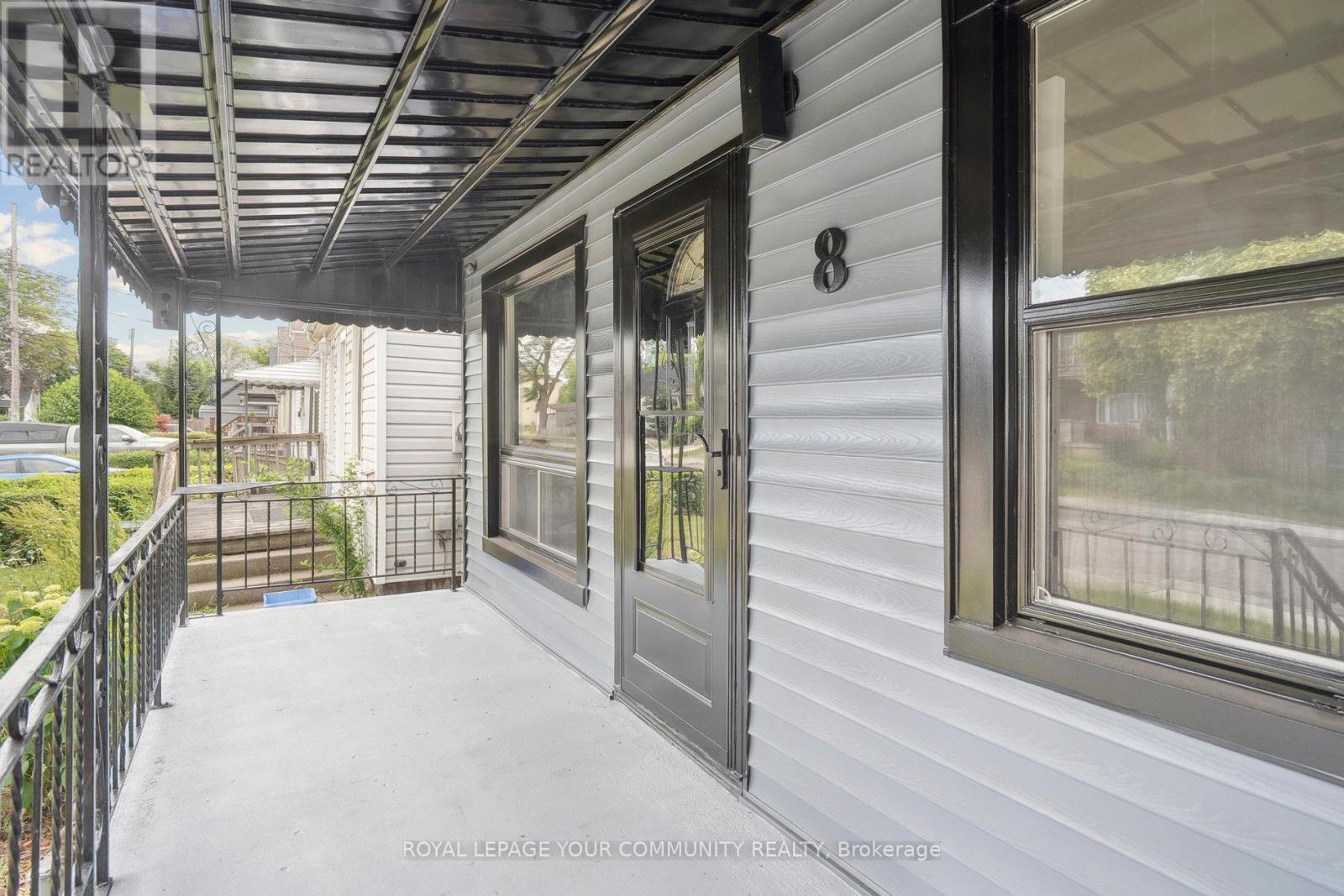 8 Merchison Avenue, Hamilton, ON - Outdoor With Exterior