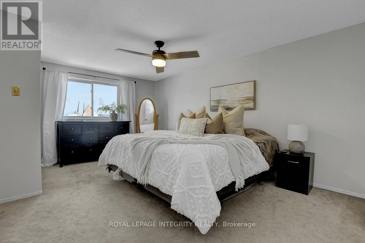 34 Stokes Crescent, Ottawa, ON - Indoor Photo Showing Bedroom