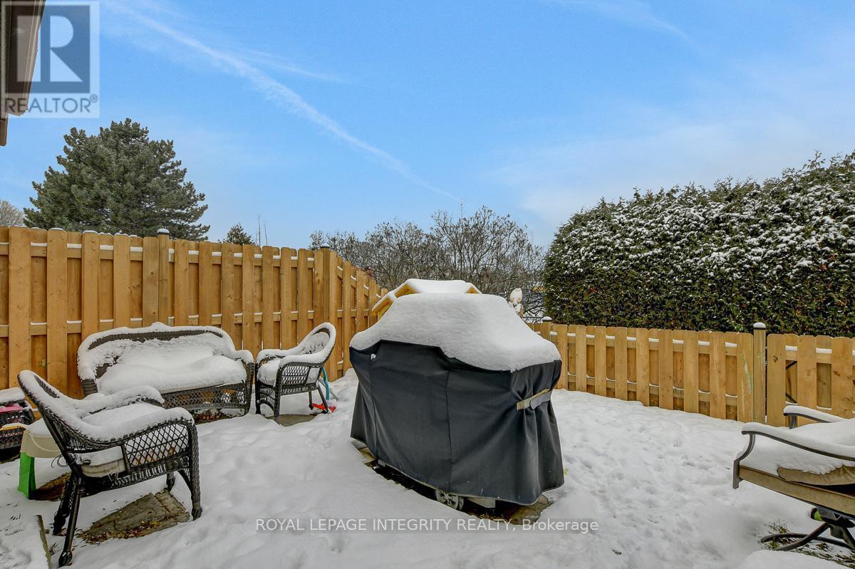 34 Stokes Crescent, Ottawa, ON - Outdoor With Deck Patio Veranda