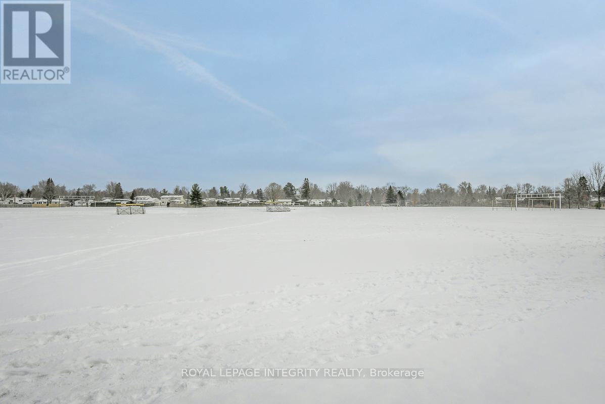 34 Stokes Crescent, Ottawa, ON - With View