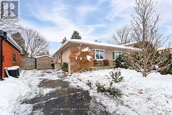 12 CARNABY CRESCENT Kitchener, ON N2A 1M7