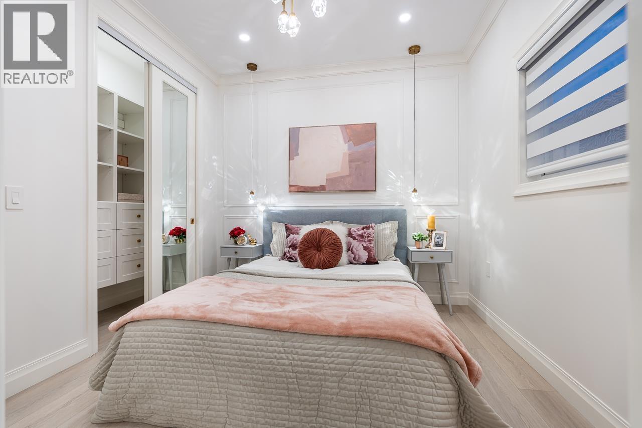 5136 Dominion Street, Burnaby, BC - Indoor Photo Showing Bedroom