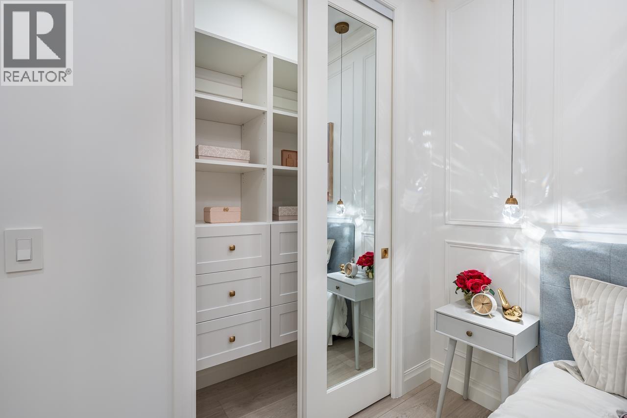 5136 Dominion Street, Burnaby, BC - Indoor