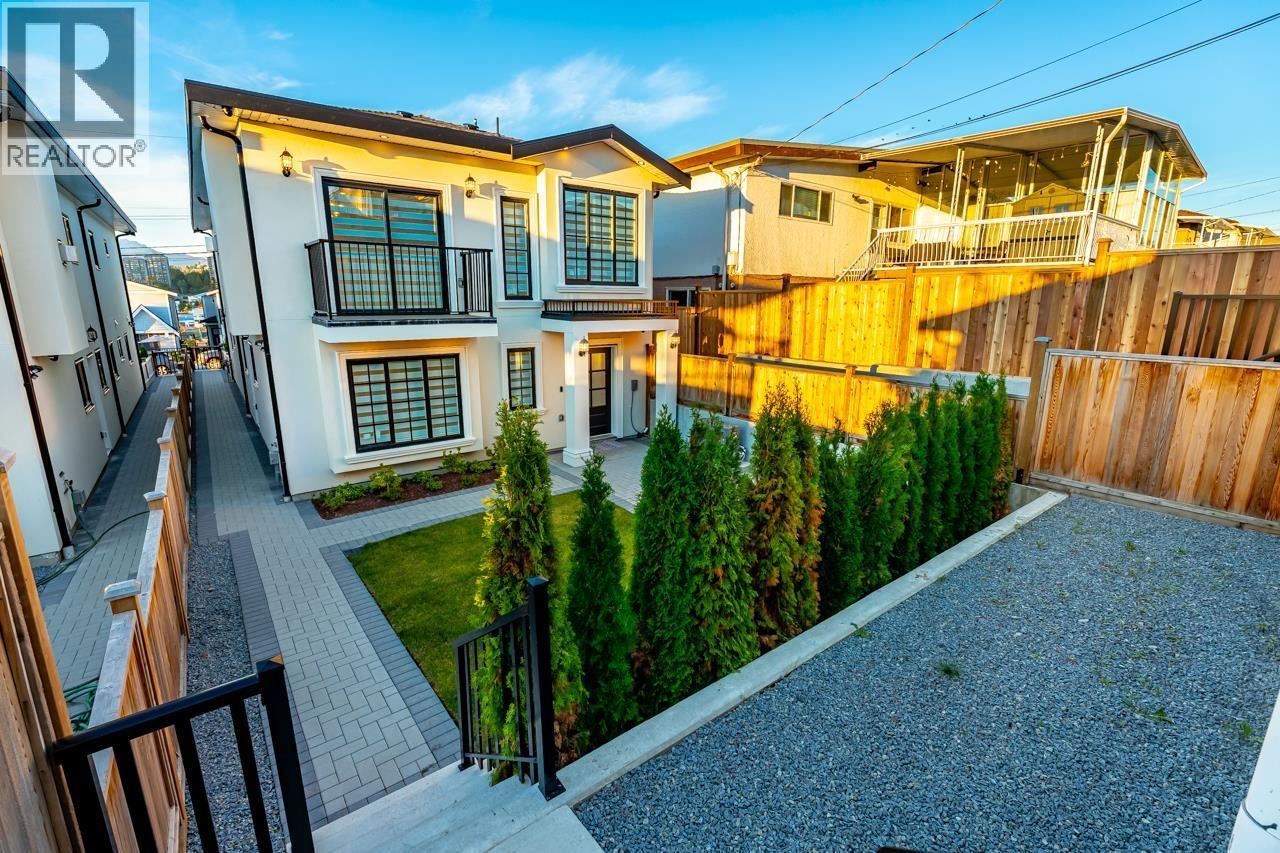 5136 Dominion Street, Burnaby, BC - Outdoor