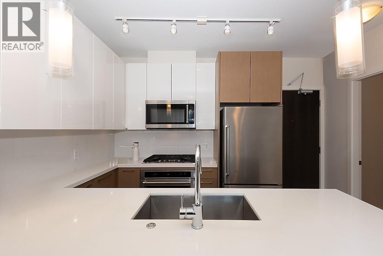 1007 271 Francis Way, New Westminster, BC - Indoor Photo Showing Kitchen