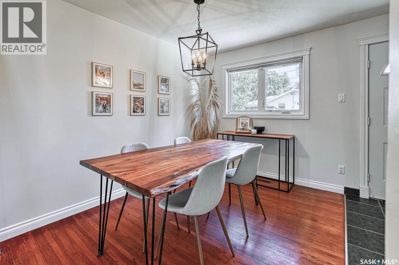 93 Cardinal Crescent, Regina, SK - Indoor Photo Showing Dining Room