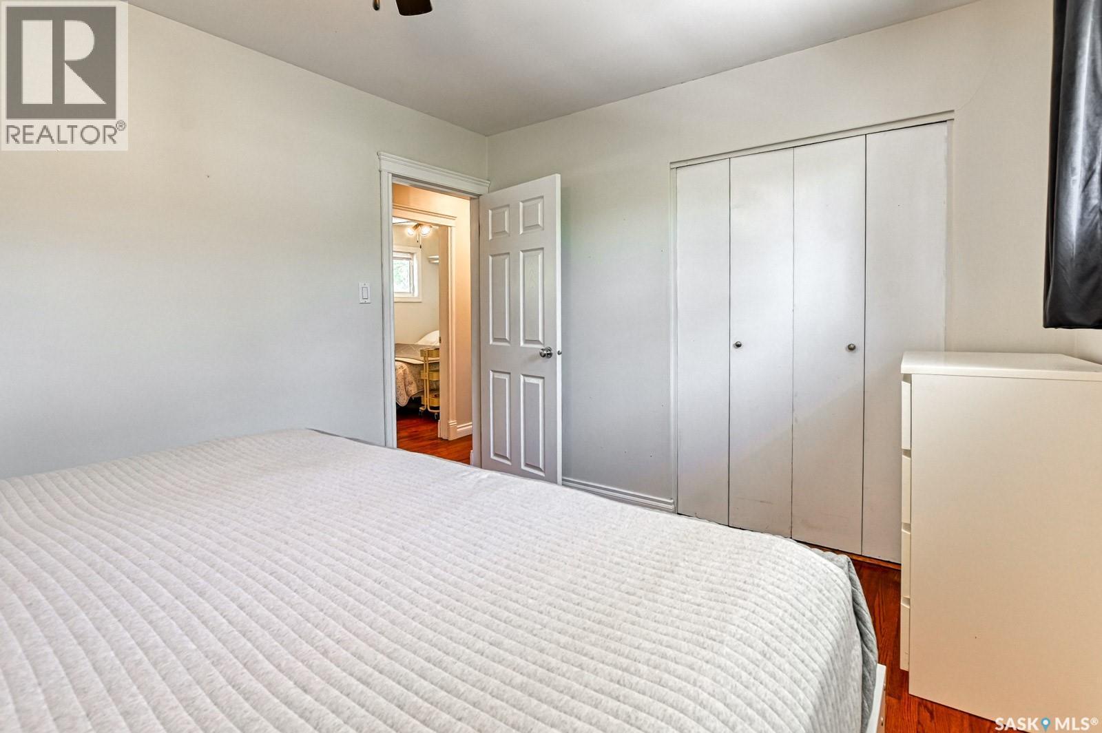 93 Cardinal Crescent, Regina, SK - Indoor Photo Showing Bedroom