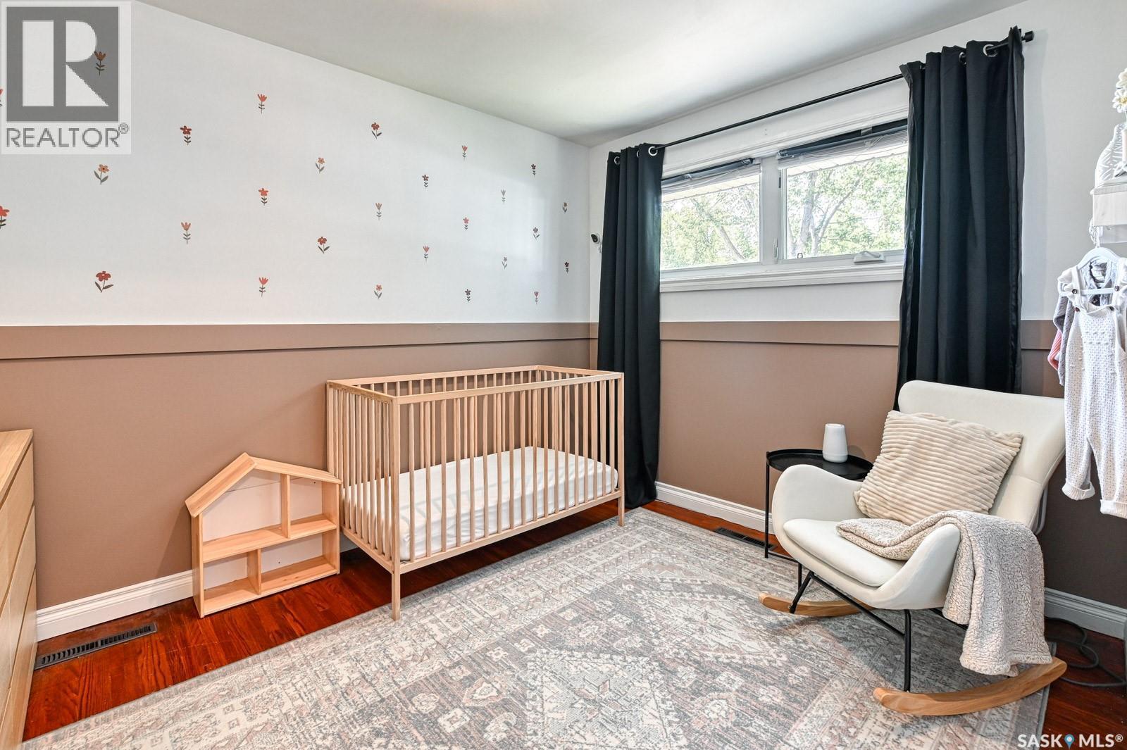 93 Cardinal Crescent, Regina, SK - Indoor Photo Showing Bedroom