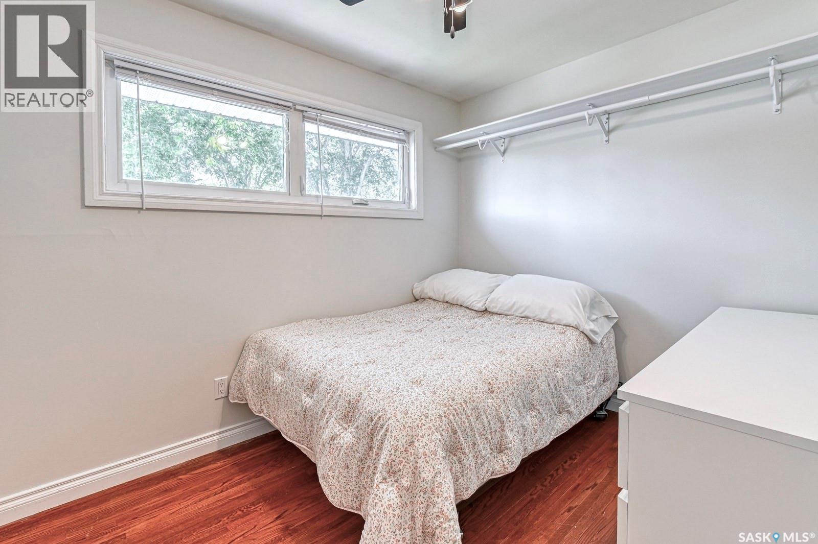 93 Cardinal Crescent, Regina, SK - Indoor Photo Showing Bedroom