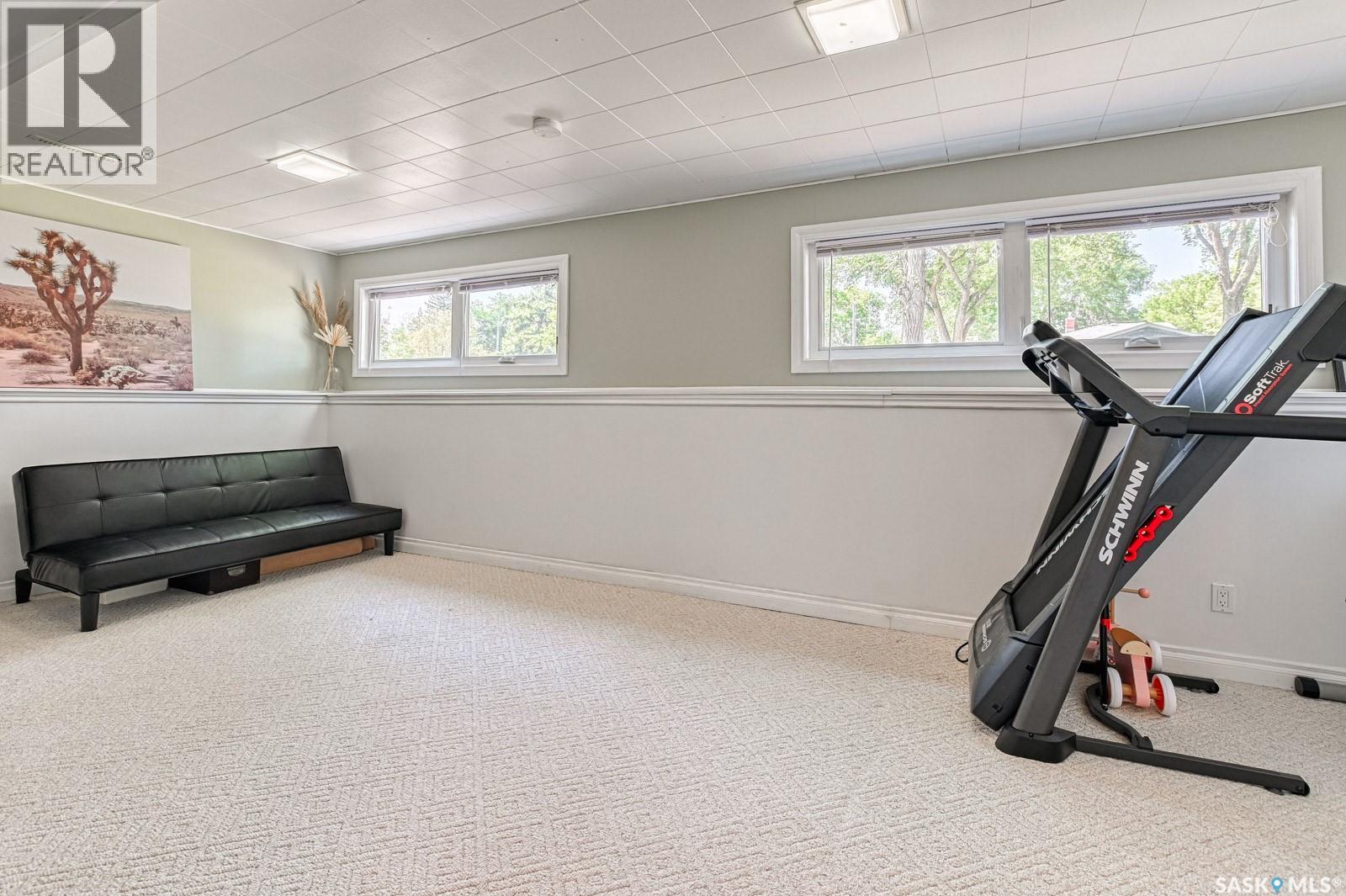 93 Cardinal Crescent, Regina, SK - Indoor Photo Showing Gym Room