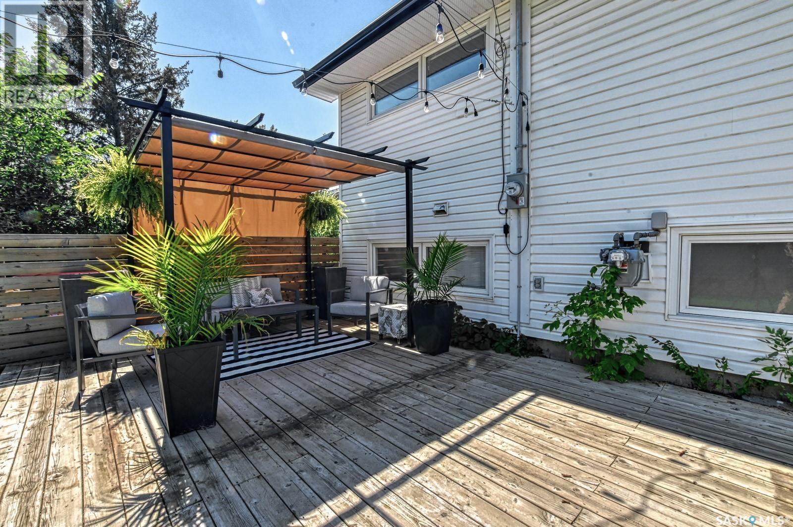93 Cardinal Crescent, Regina, SK - Outdoor With Deck Patio Veranda With Exterior