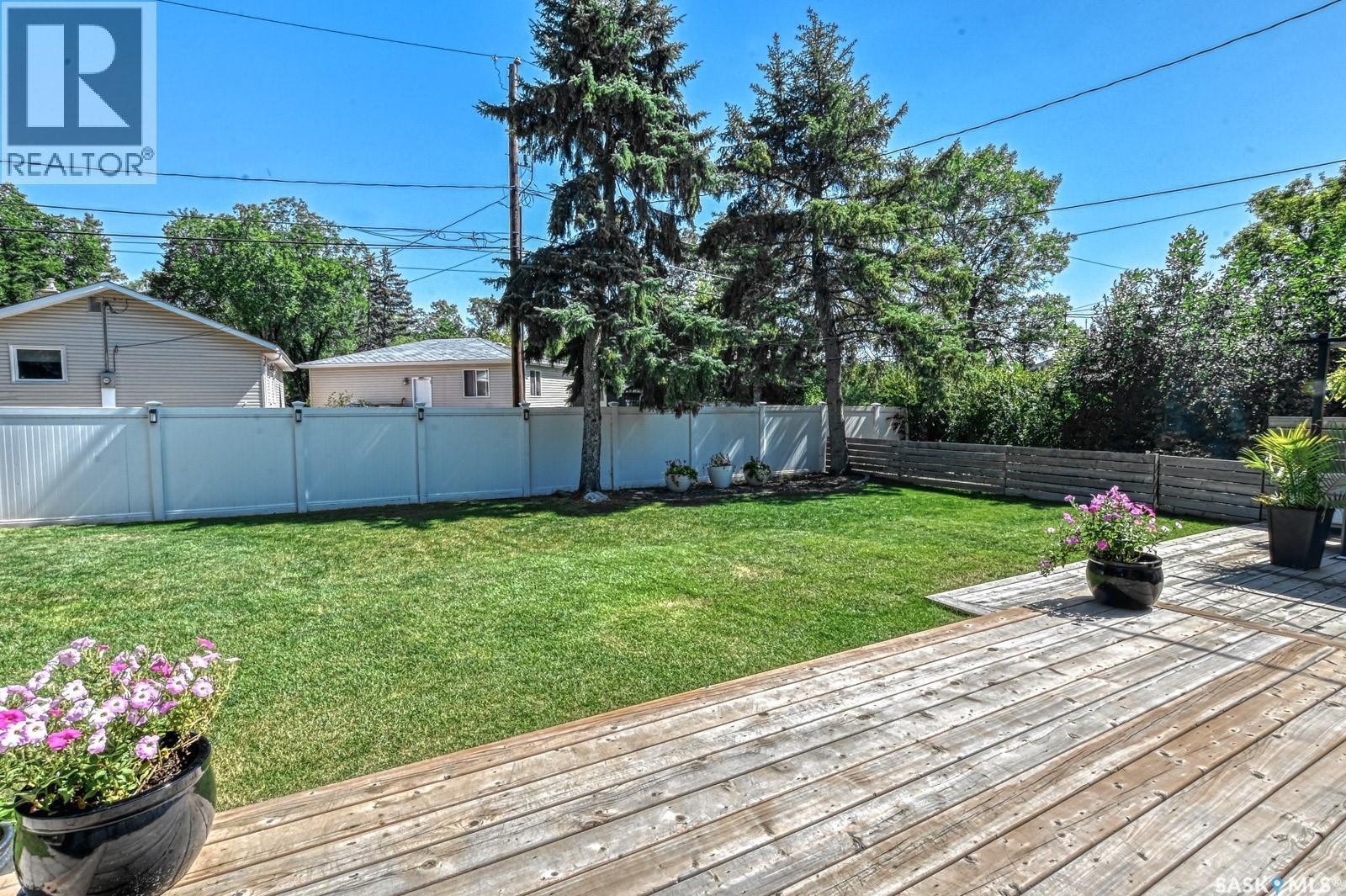 93 Cardinal Crescent, Regina, SK - Outdoor With Deck Patio Veranda With Backyard