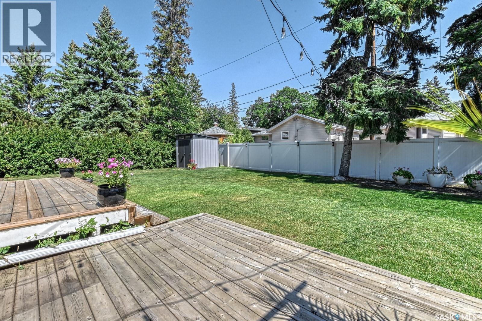 93 Cardinal Crescent, Regina, SK - Outdoor With Deck Patio Veranda With Backyard