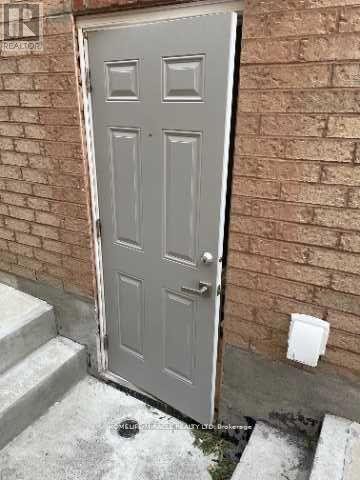 Basement - 72 Meadowlark Drive, Brampton, ON - Outdoor