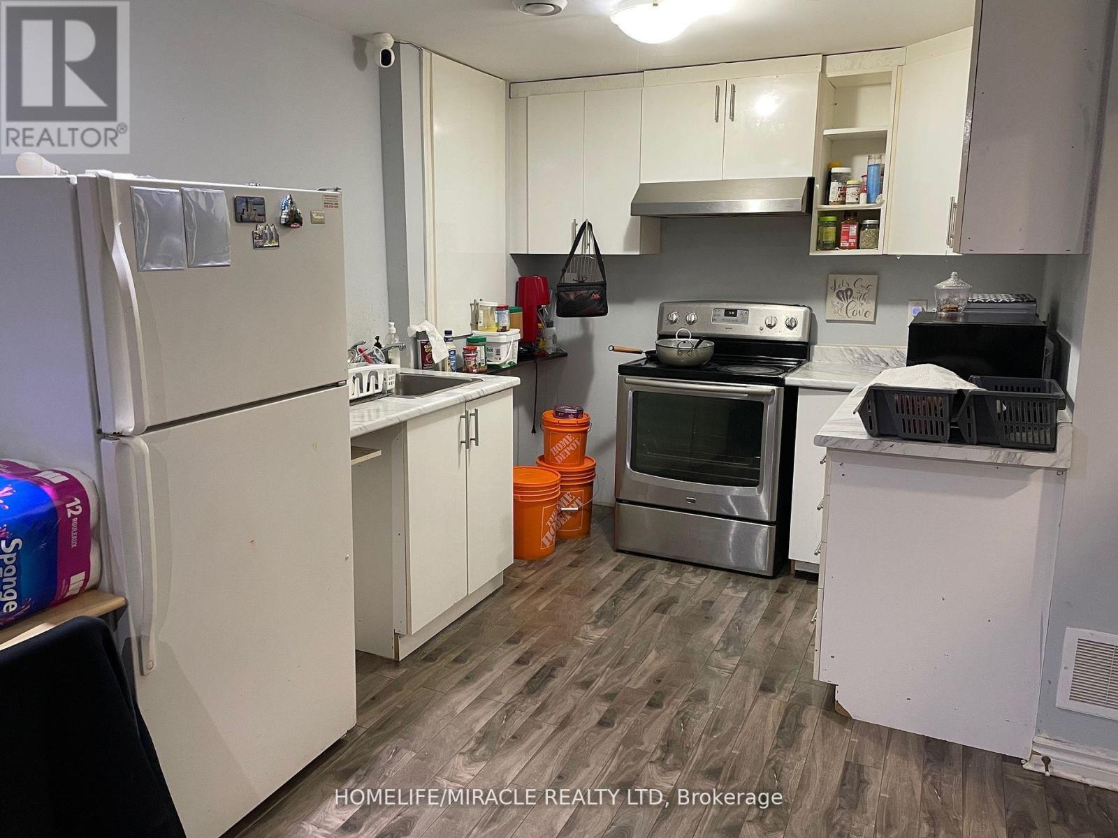 Basement - 72 Meadowlark Drive, Brampton, ON - Indoor Photo Showing Kitchen