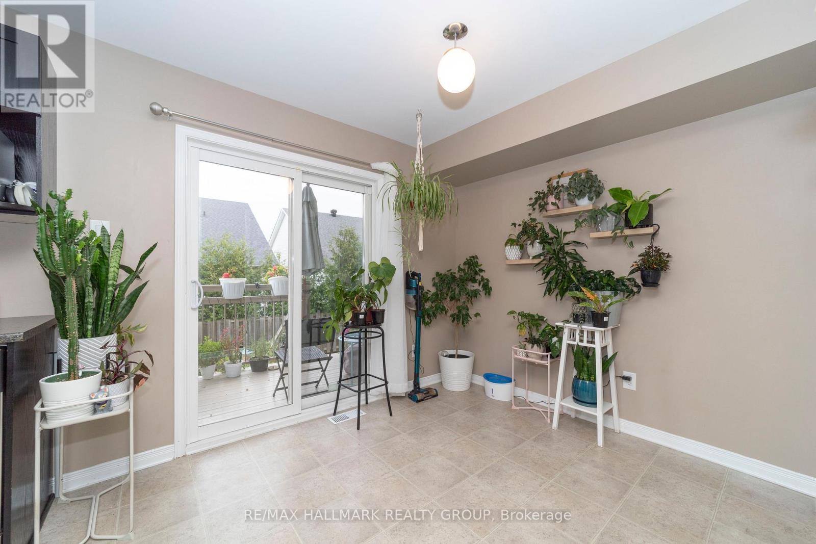 309 Galston Private, Ottawa, ON - Indoor Photo Showing Other Room