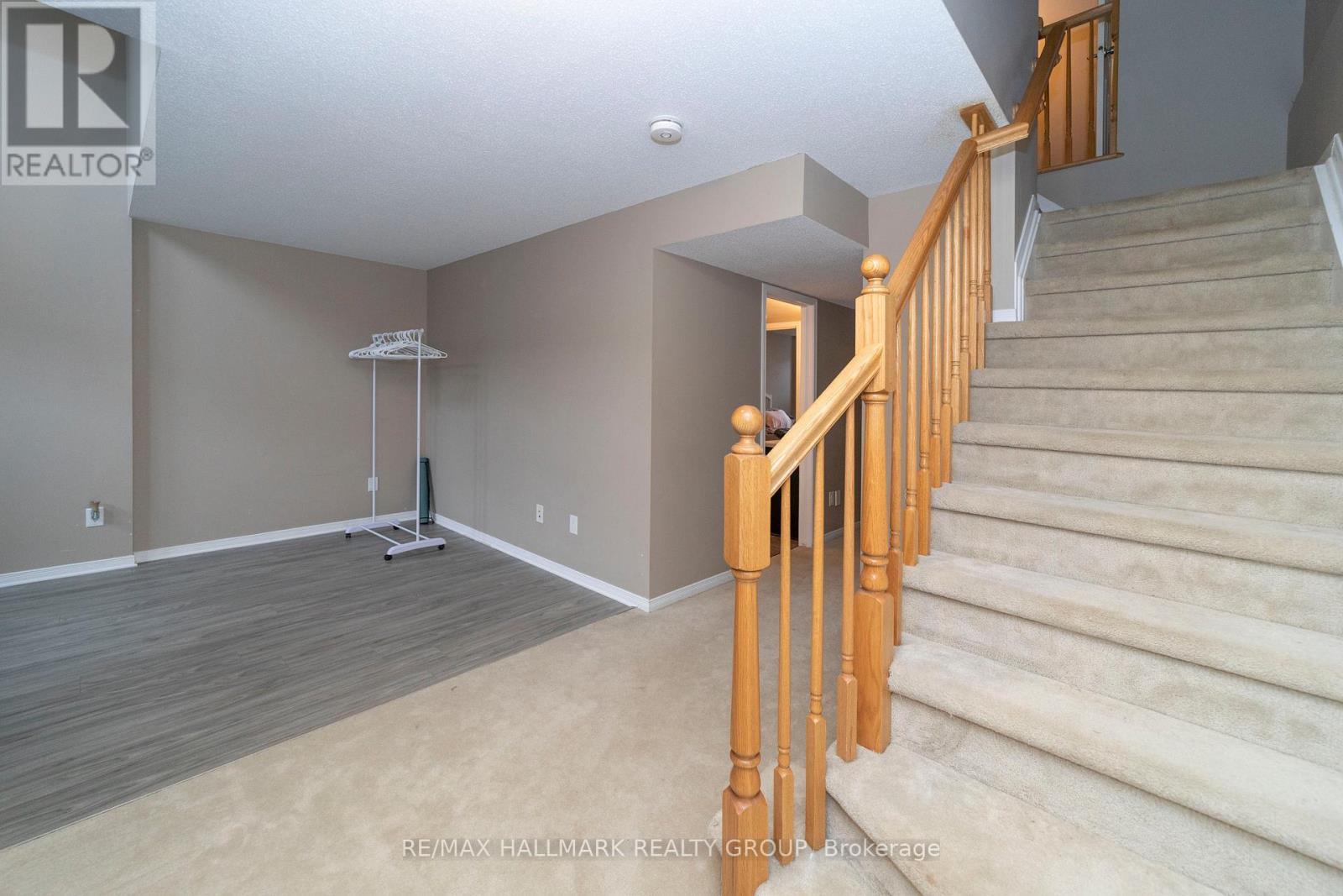 309 Galston Private, Ottawa, ON - Indoor Photo Showing Other Room