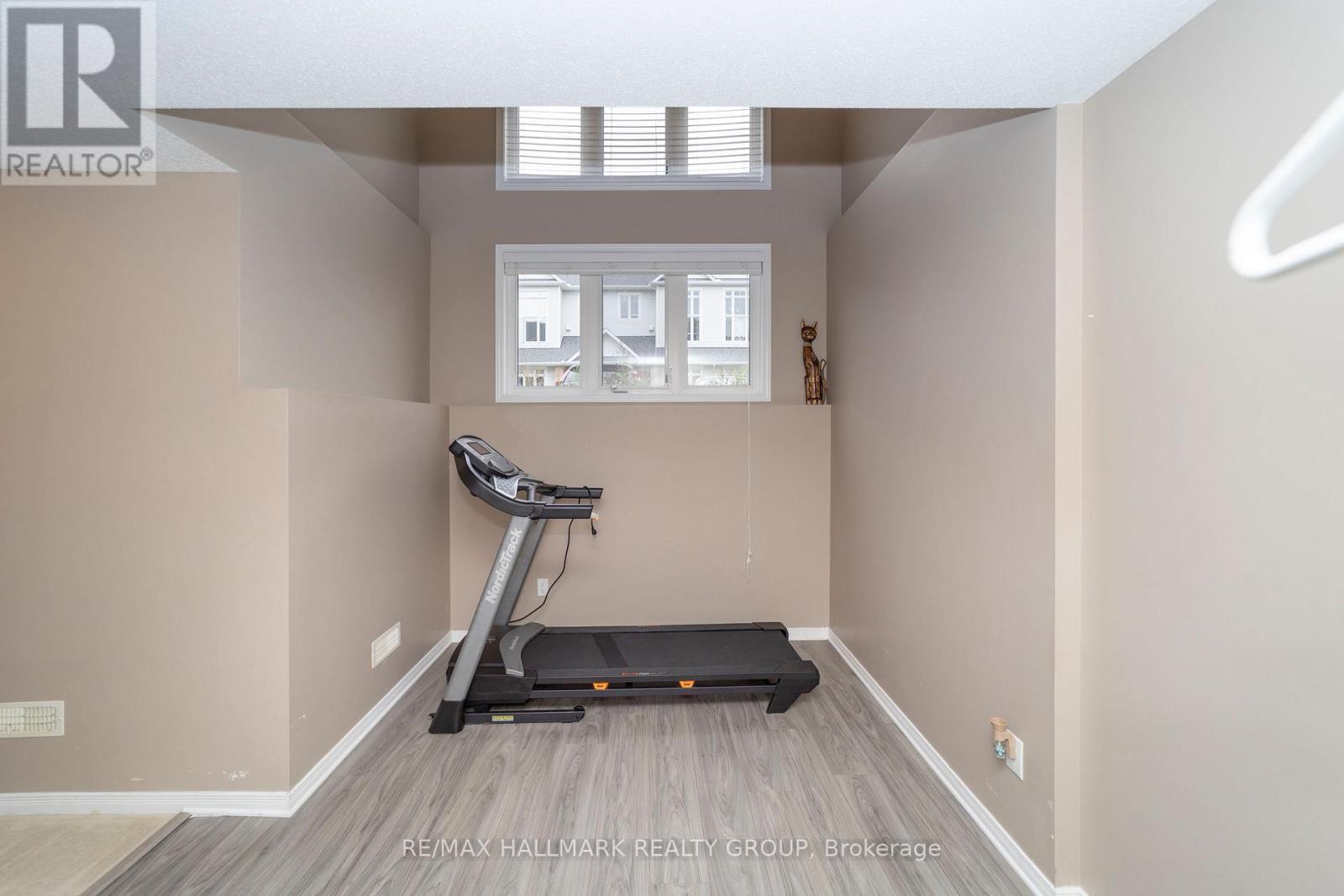 309 Galston Private, Ottawa, ON - Indoor Photo Showing Gym Room