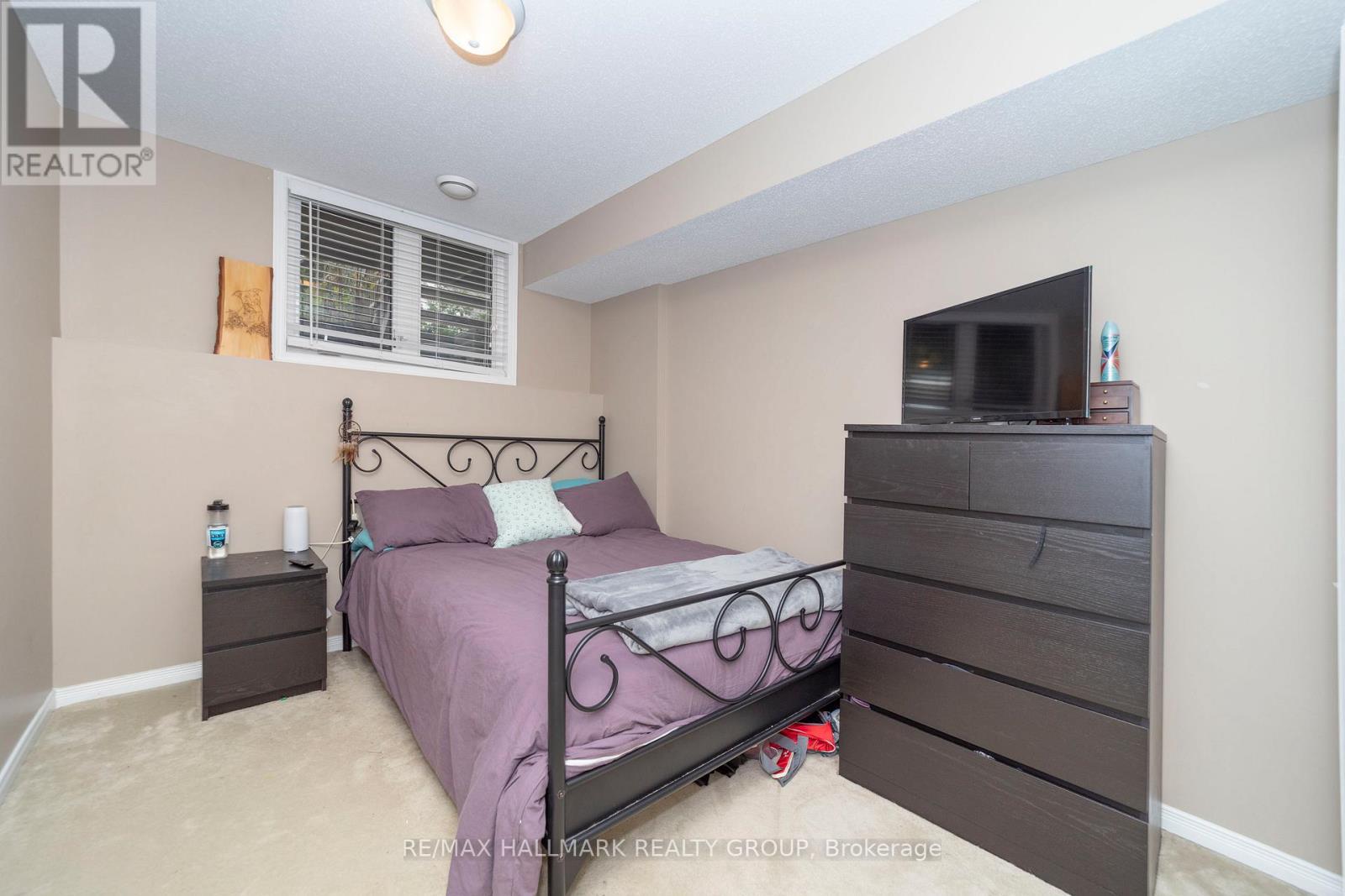 309 Galston Private, Ottawa, ON - Indoor Photo Showing Bedroom