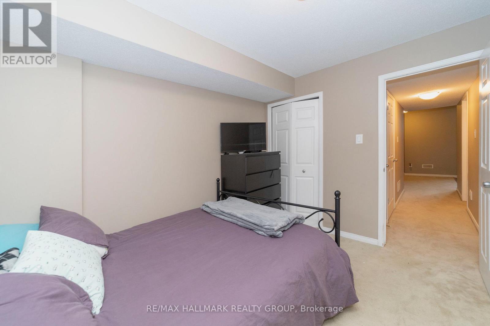 309 Galston Private, Ottawa, ON - Indoor Photo Showing Bedroom