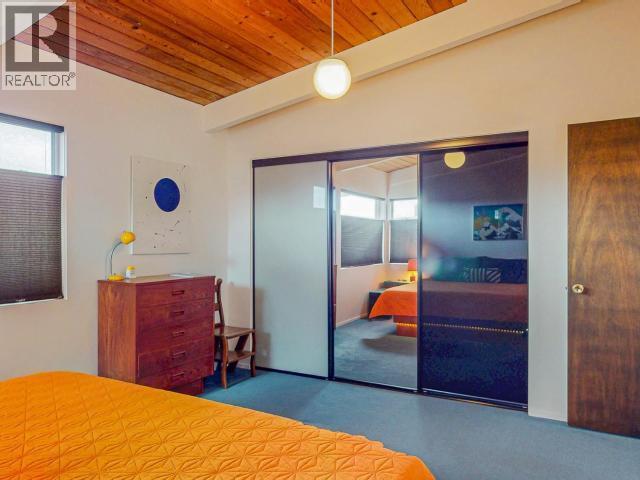 6906 Hammond Street, Powell River, BC - Indoor