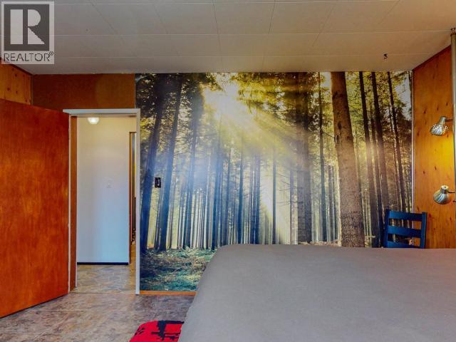 6906 Hammond Street, Powell River, BC - Indoor