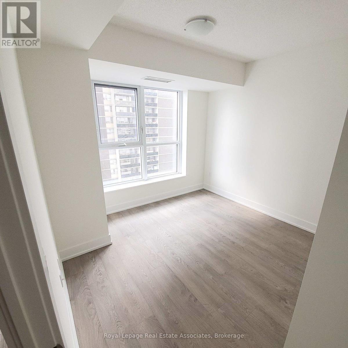 1426 - 9 Mabelle Avenue, Toronto, ON - Indoor Photo Showing Other Room