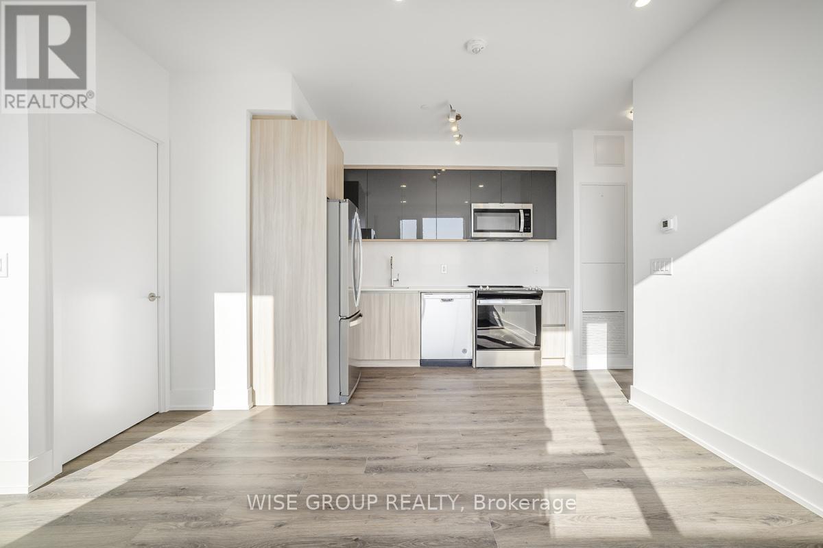 1215 - 3100 Keele Street, Toronto, ON - Indoor Photo Showing Other Room