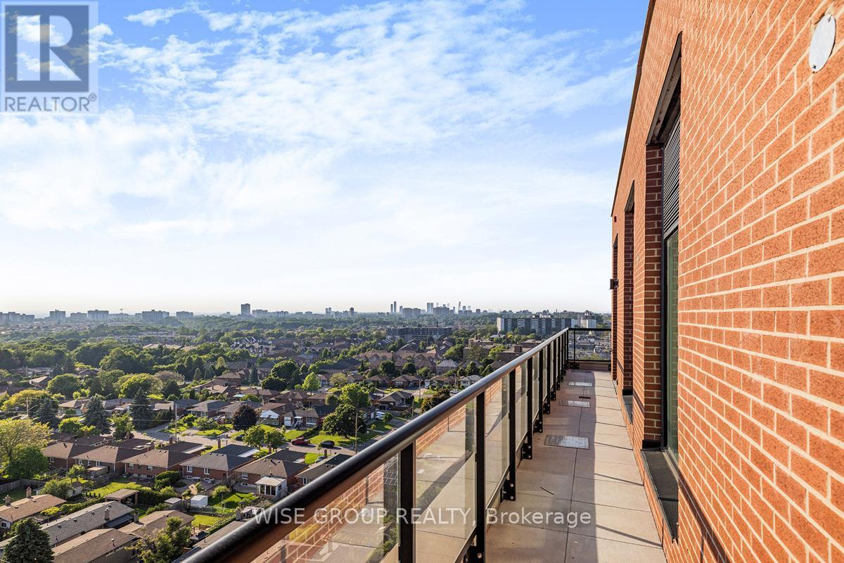1215 - 3100 Keele Street, Toronto, ON - Outdoor With Balcony With View