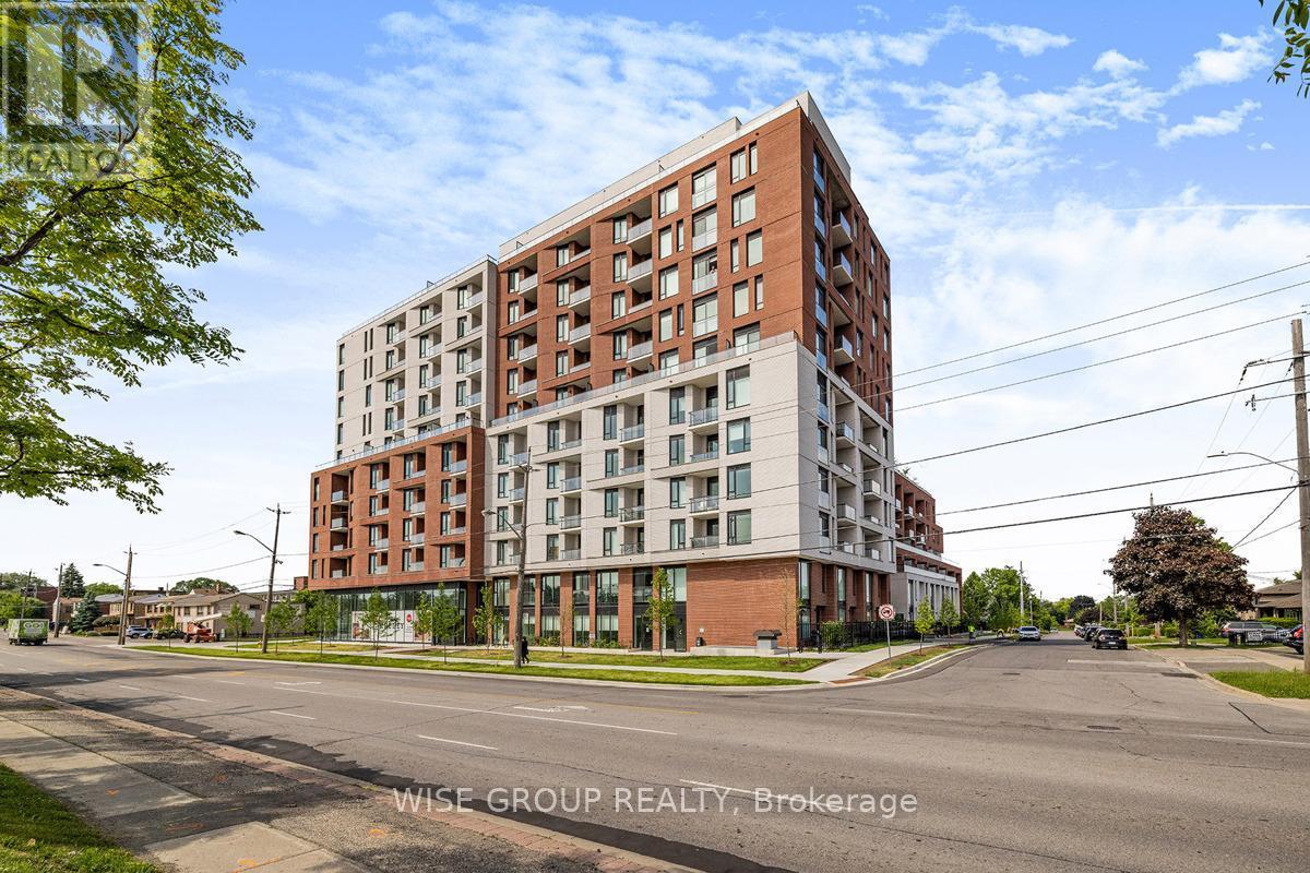 1215 - 3100 Keele Street, Toronto, ON - Outdoor With Facade