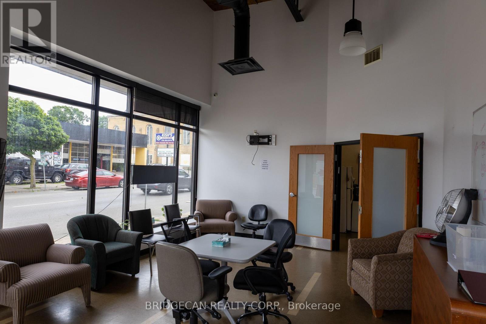 365 Colborne Street, Brantford, ON