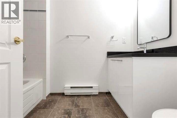 123 12873 Railway Avenue, Richmond, BC