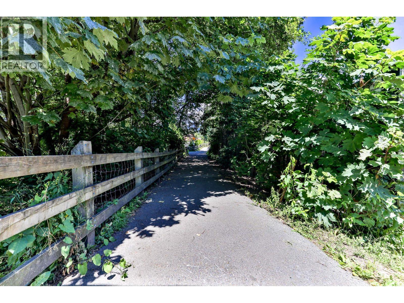 527 723 W 3Rd Street, North Vancouver, BC - Outdoor