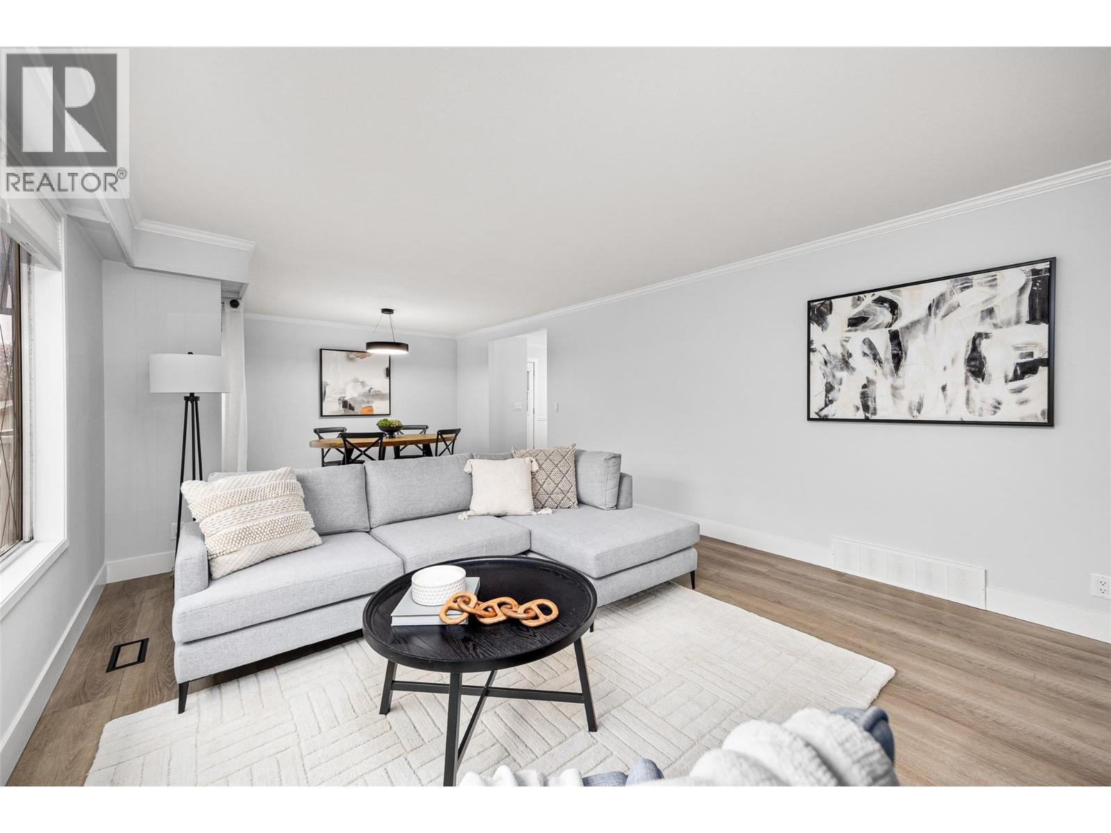 Living Room l Main Level - With gas fire place - 2757 Paula Road, West Kelowna, BC - Indoor Photo Showing Living Room