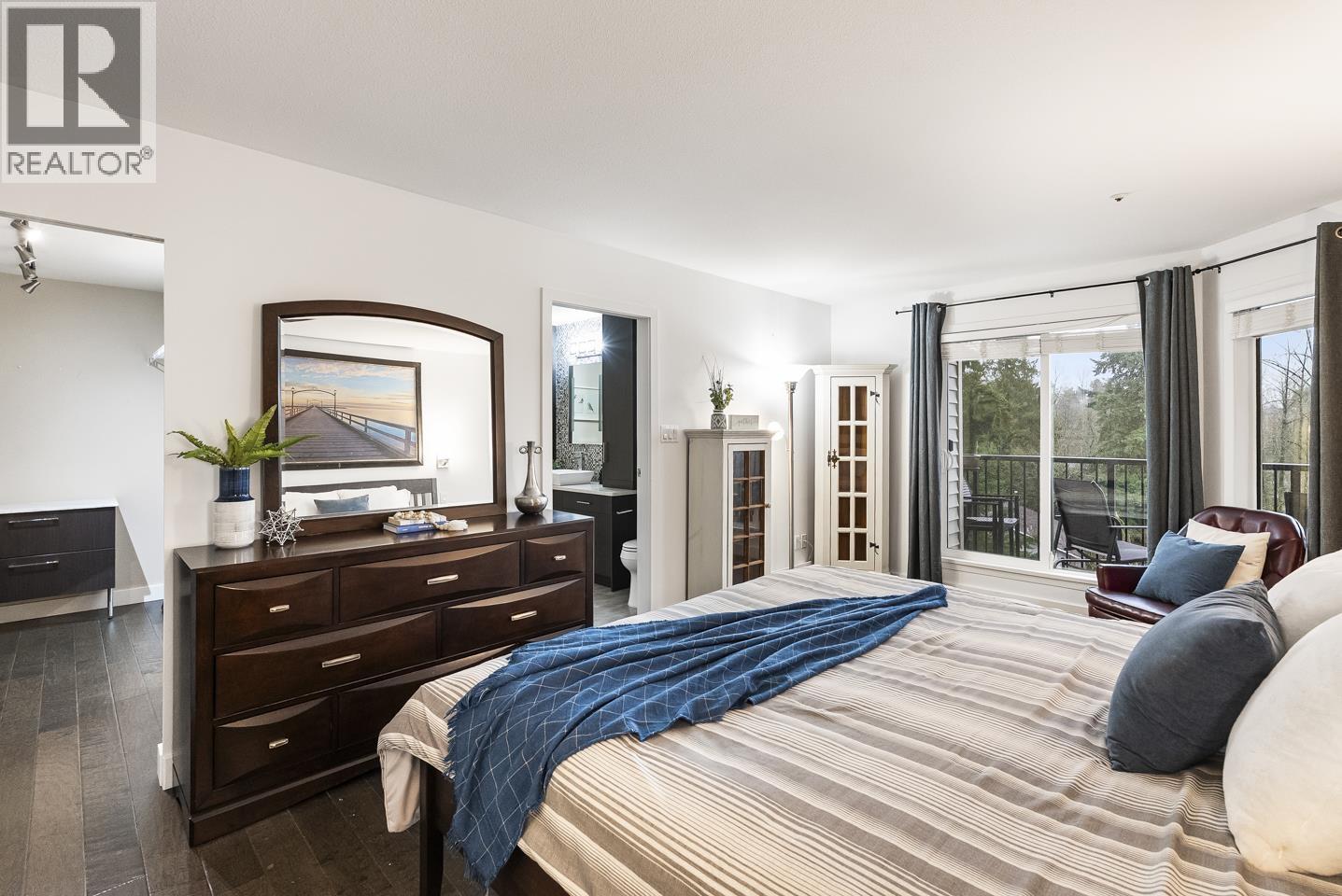 412 11595 Fraser Street, Maple Ridge, BC - Indoor Photo Showing Bedroom