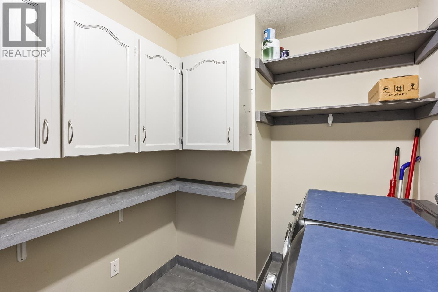 412 11595 Fraser Street, Maple Ridge, BC - Indoor