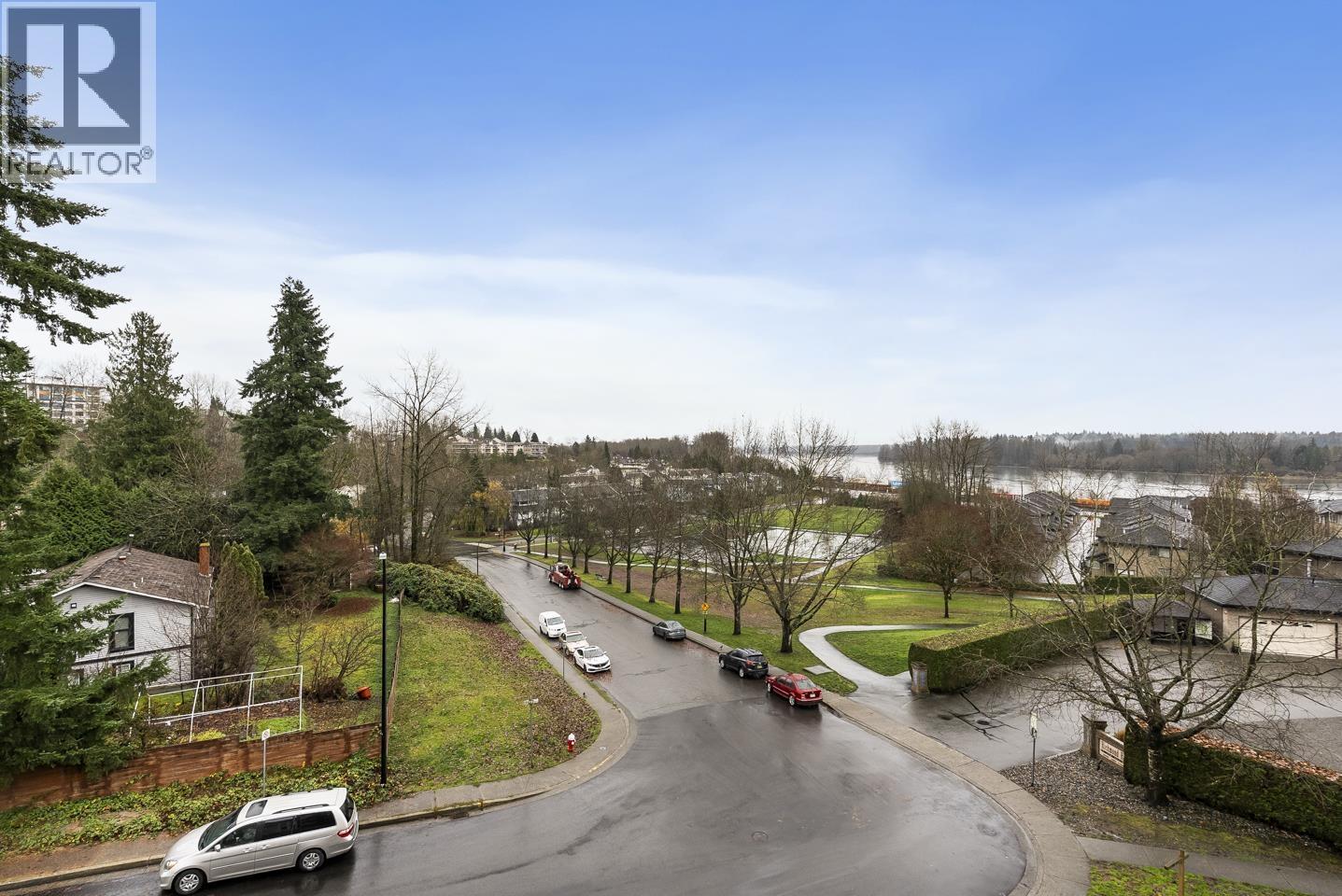 412 11595 Fraser Street, Maple Ridge, BC - Outdoor With View