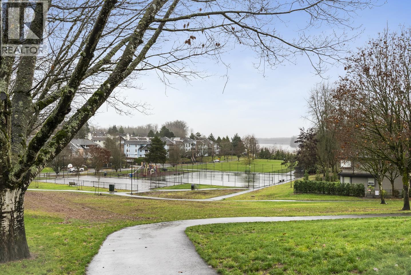412 11595 Fraser Street, Maple Ridge, BC - Outdoor With View